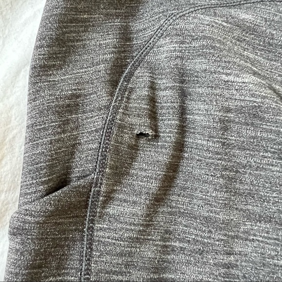 Lululemon Invigorate leggings - Picture 4 of 4